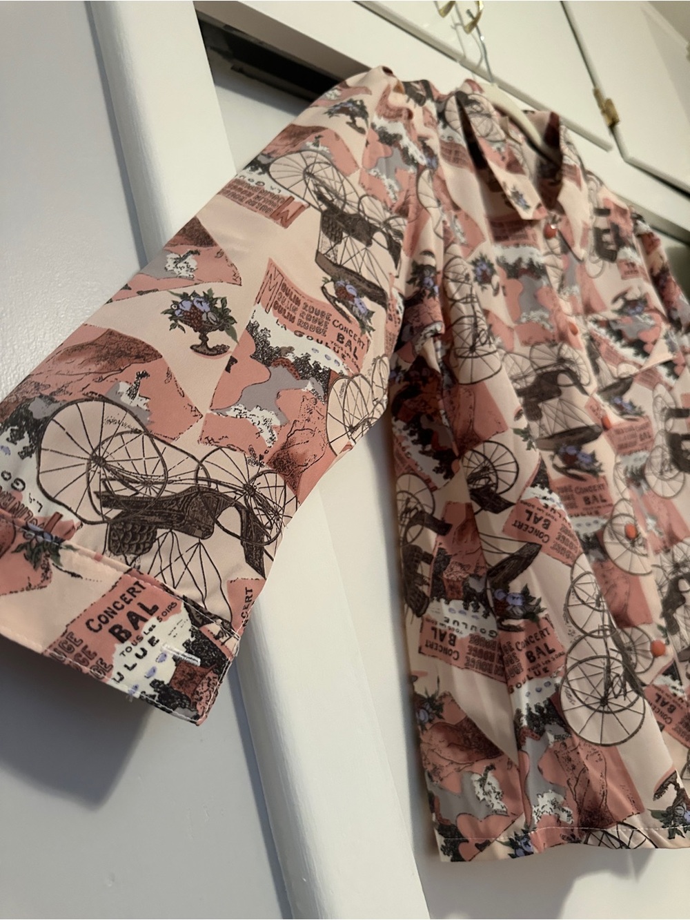 Vintage Printed Button-Up Blouse in Blush - Picture 5 of 6